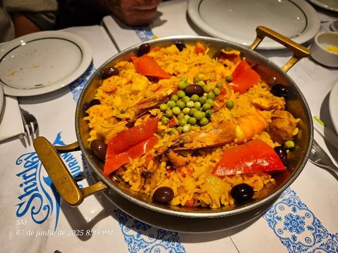 Paella de frutos do mar